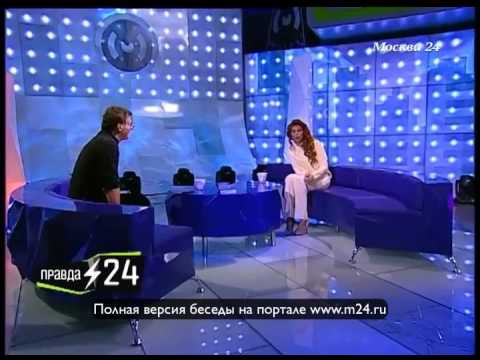 Поцелуи Стоцкой и Киркорова в подъезде