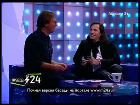 Александру Ревве не нравится правый локоть жены