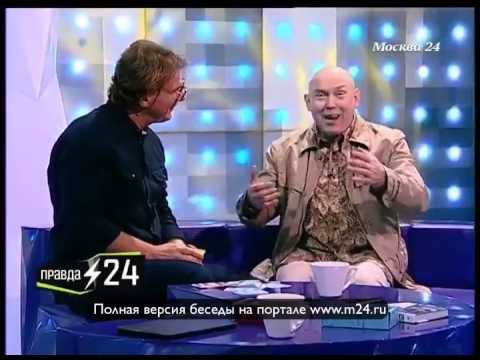 Без штанов и в галстуке