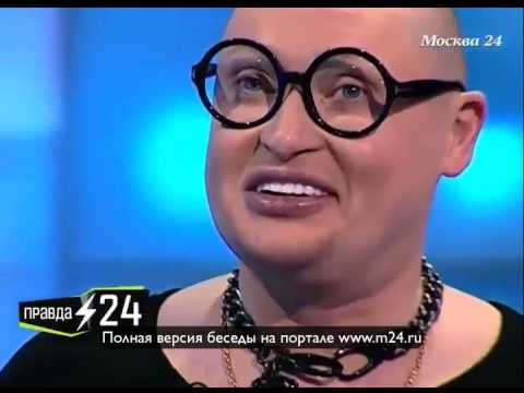 Шура: «Я пою над головами»
